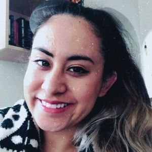 Meet your Posher, Danae